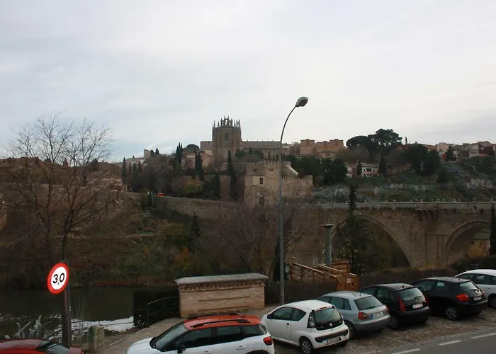 Apartamento El Monasterio - Living Toledo
